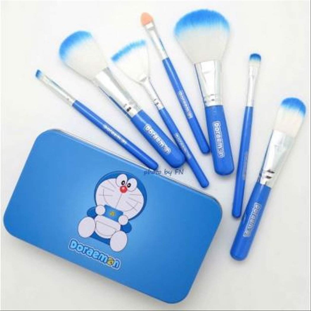 [ORI] KUAS BRUSH MAKE UP DORAEMON | Impor Jepang Sangat Lembut Lucu Halus dan Kokoh | Isi 7 Pcs