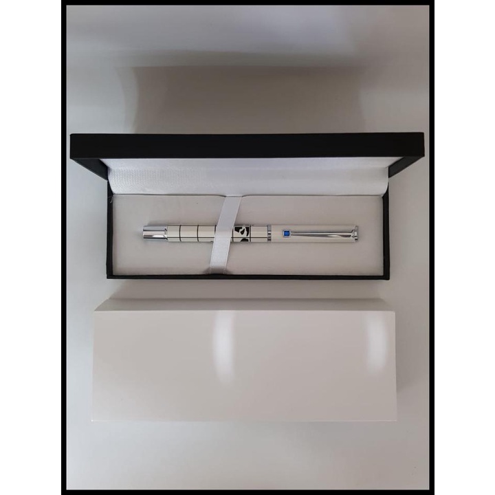 

Force | Pulpen Promosi / Pulpen Esklusif Tipe Boheme Putih Gading Motif Rb
