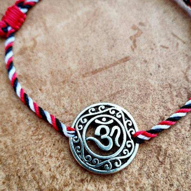 Gelang Tridatu Charm Omkara Metal x Cakra Sudarsana /  Gelang Bali / Craft Dewata /Gelang Pria / Gelang Pria Murah / Gelang Cowok / Gelang Tridatu Pasupati Bali / Gelang Omkara / Tridatu Omkara Bali / Omkara Pasupati