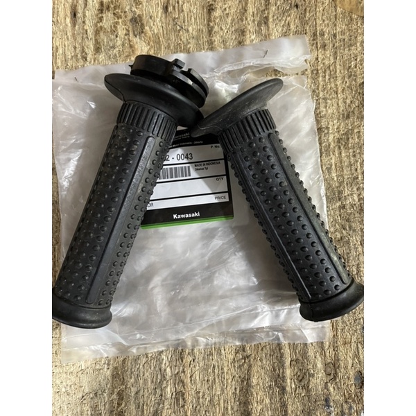 HANDFAT HANDGRIP GRIP KAWASAKI NINJA R / RR 150 SEPASANG