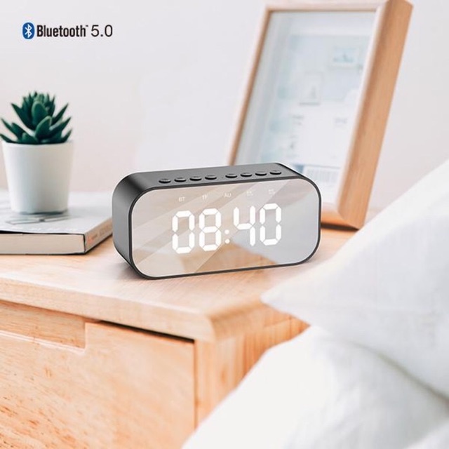 clock speaker LED / digital clock speaker