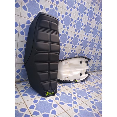 Jok rx king model tahu list hitam busa empuk krakap lentur finishing halus by gaspol racing