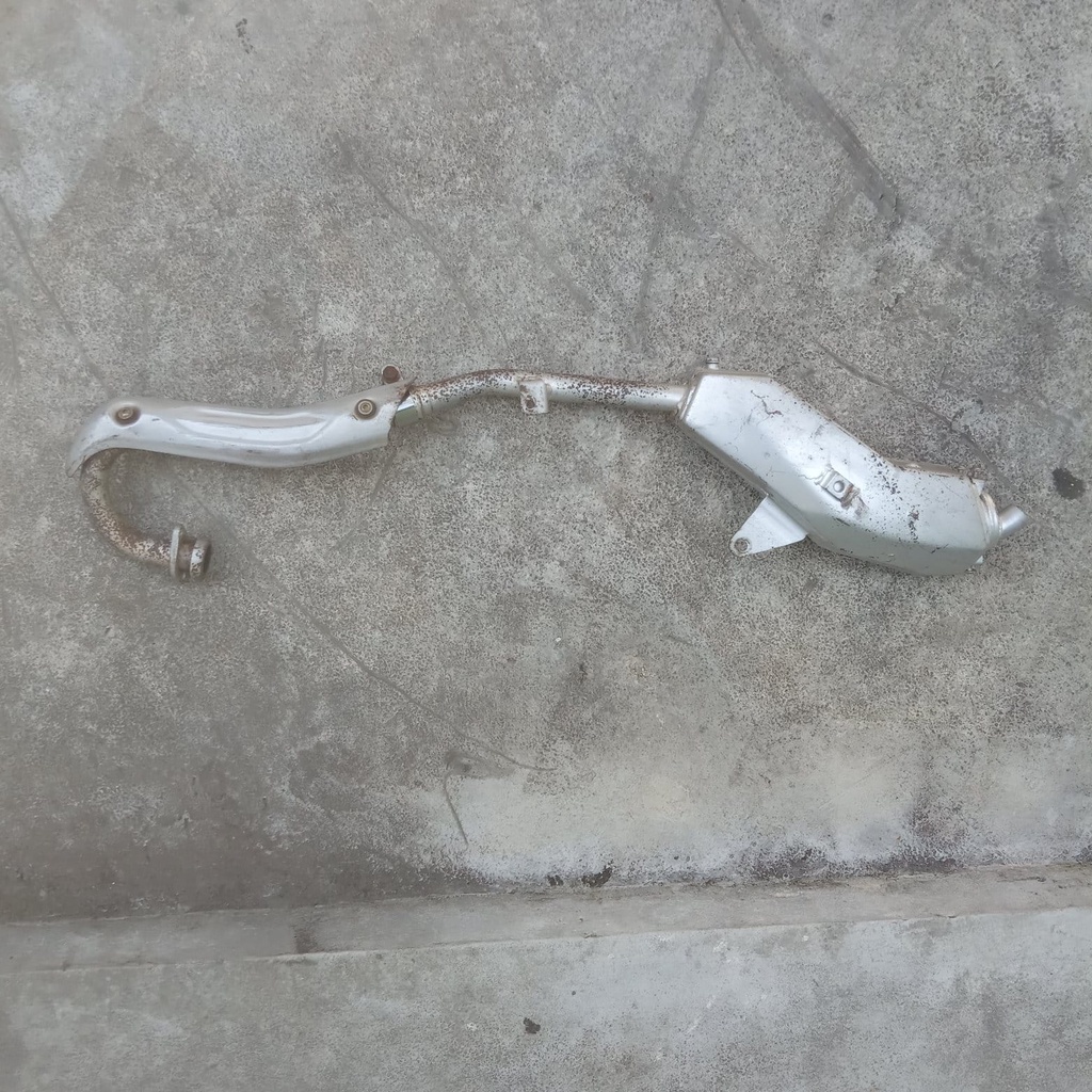 knalpot motor kawasaki KLX 150 original