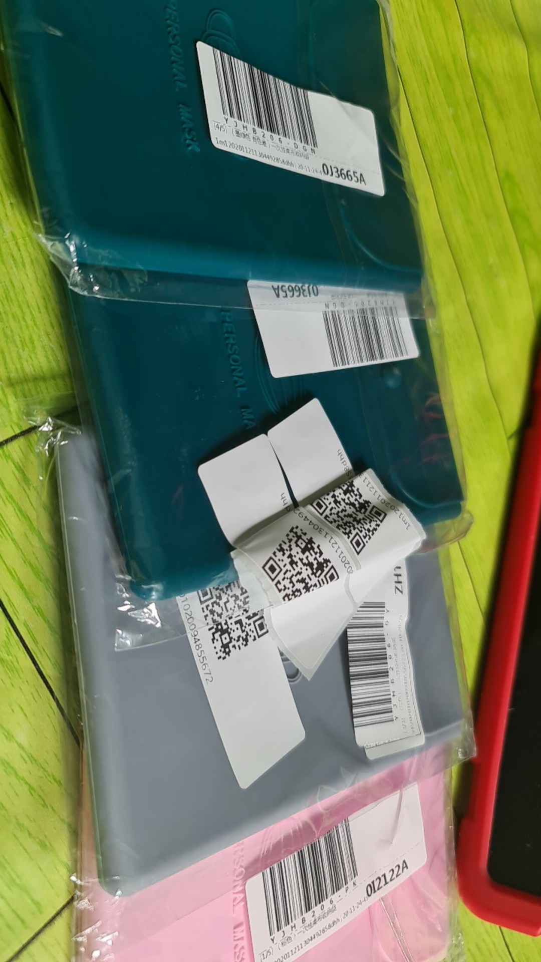 Gs Kotak Penyimpanan Masker Wajah Portable Bahan Silikon Dapat Dilipat