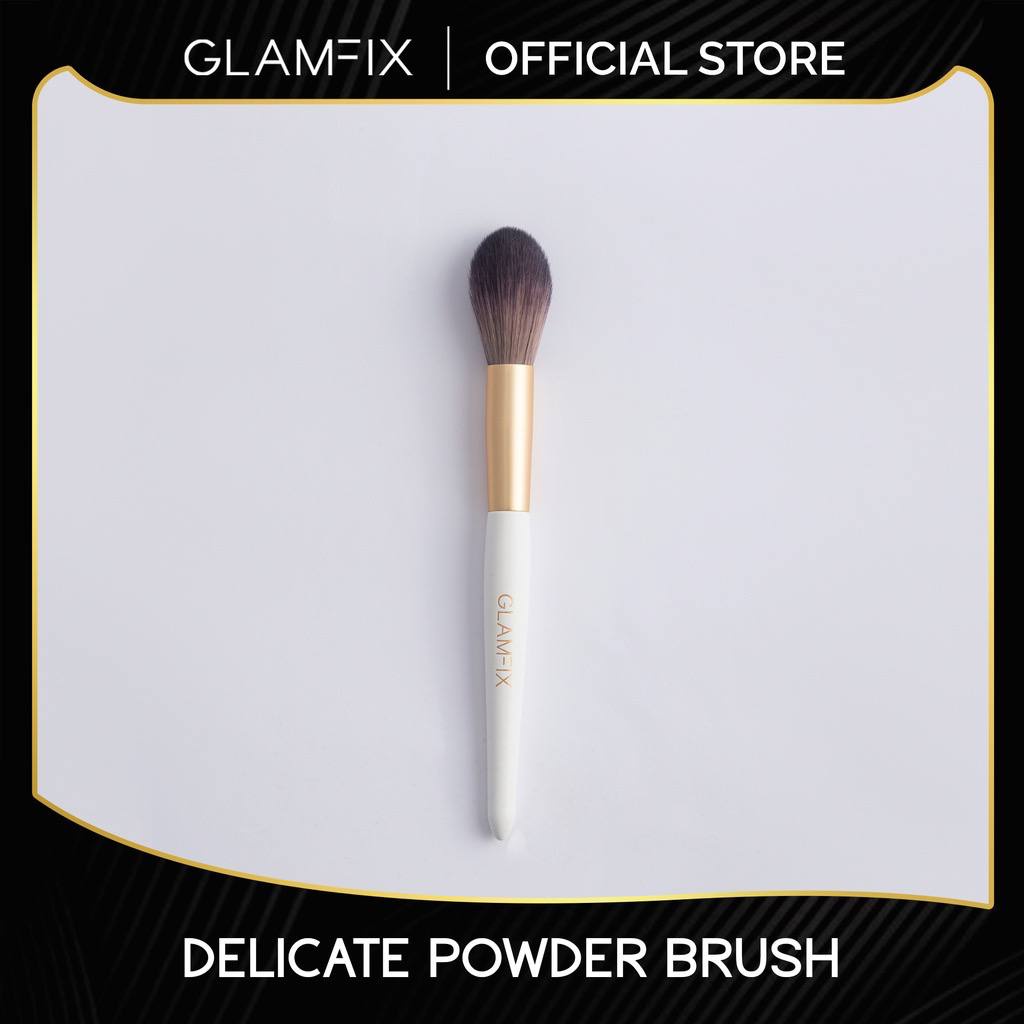 ✨ Glam Fix Delicate Powder/Blush Brush ✨