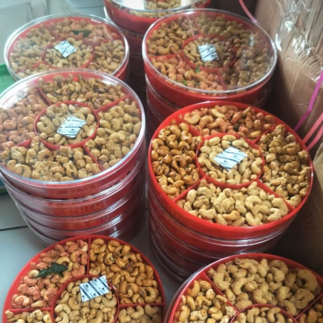 

Kacang mede