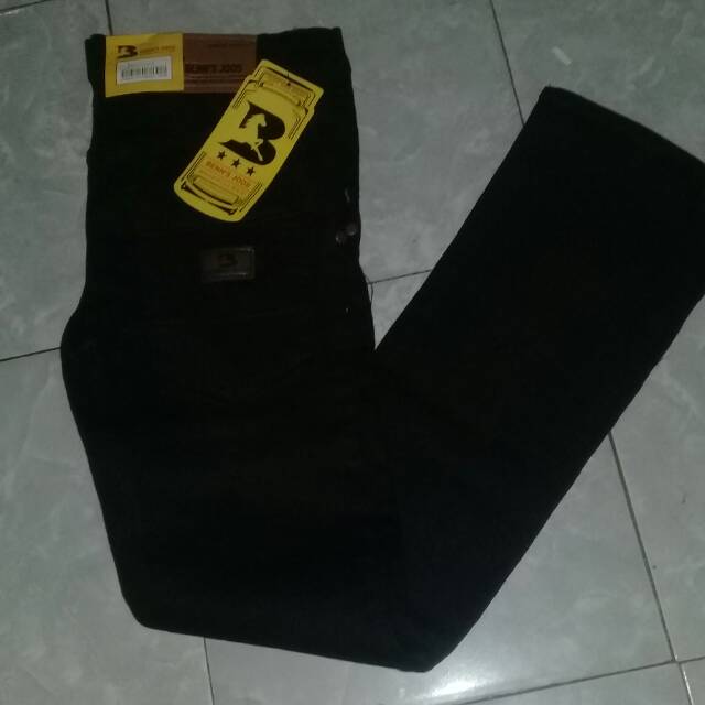 

Celana Jeans Pria Skinny/terlaris/bahan lentur dan lembut