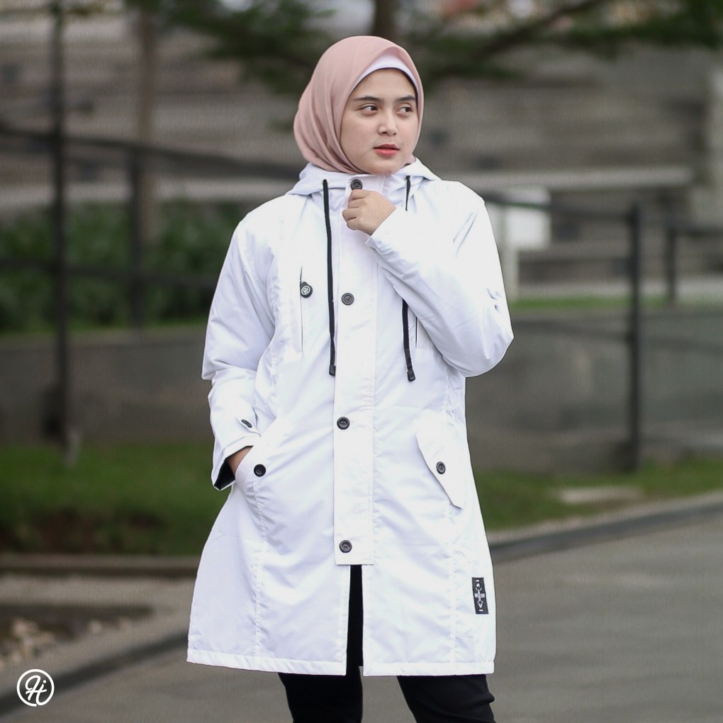 Hijacket Ixora SNOW WHITE Premium Ori - Jaket Wanita Muslimah Anti Air Panjang Syari ala Korea Murah