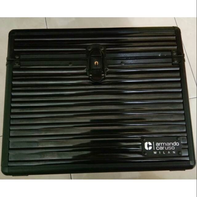 Preloved Beauty case Merk Armando caruso milan