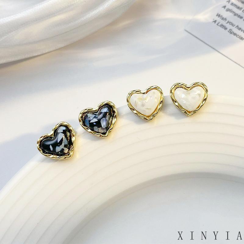 Anting Stud Bentuk Hati Warna Emas Untuk Wanita