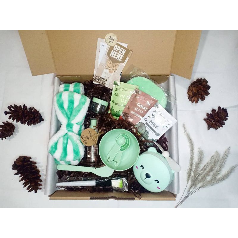 

Hampers Maskeran Hampers Birthday, wedding, graduation, dll. hampers murah