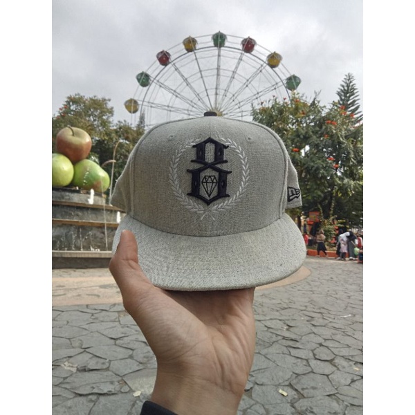 snapback NEW ERA x REBEL EIGHT