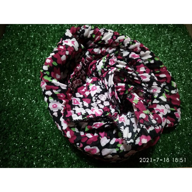 preloved pasmina plisket motif bunga second bekas