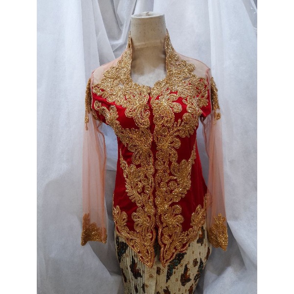 Kebaya Bludru tile bordir merah
