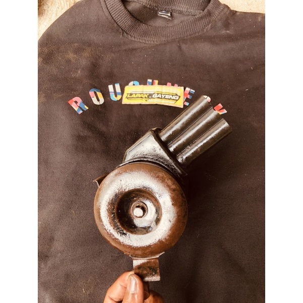 Box filter udara yamaha v75 original.Box filter udara karburator yamaha v75