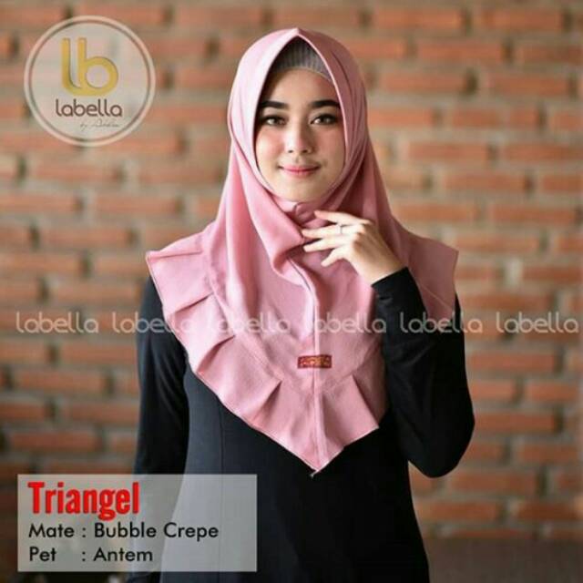 Triangel hijab ori by Labella