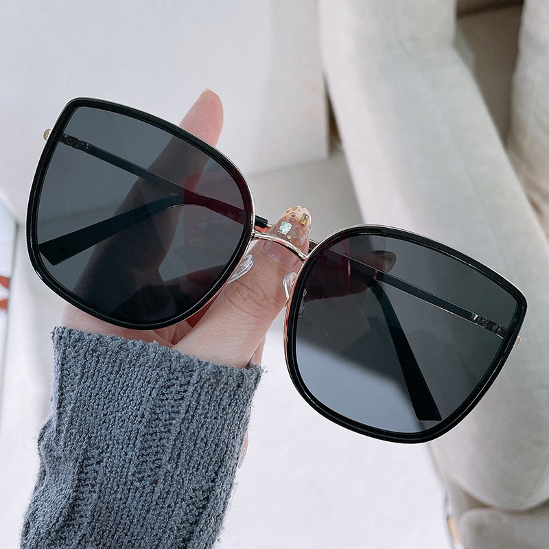 （YUZHU）COD Kacamata Hitam Korea Wanita Kaca Mata Fashion Oversized Sunglasses