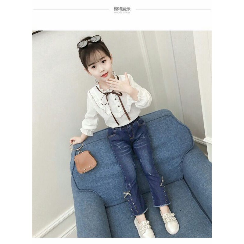 Overall Rok Jeans Anak Perempuan Warna Biru Tua (Luaran)