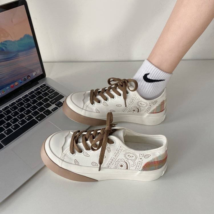 LUMMYSHOP SEPATU WANITA SCALLOP SNEAKERS IMPORT