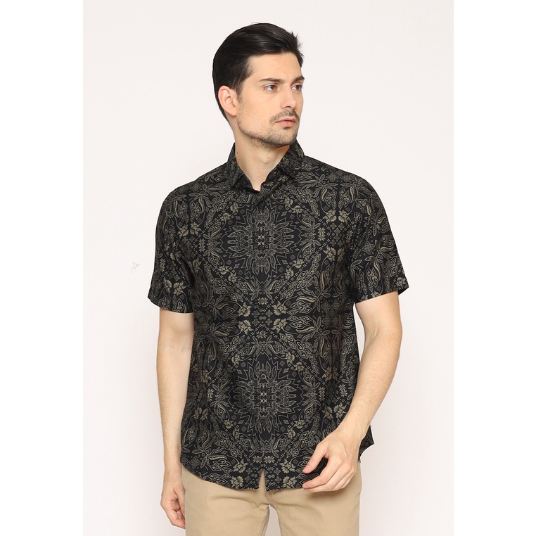 LR-2 Kemeja Batik Pendek Black L188