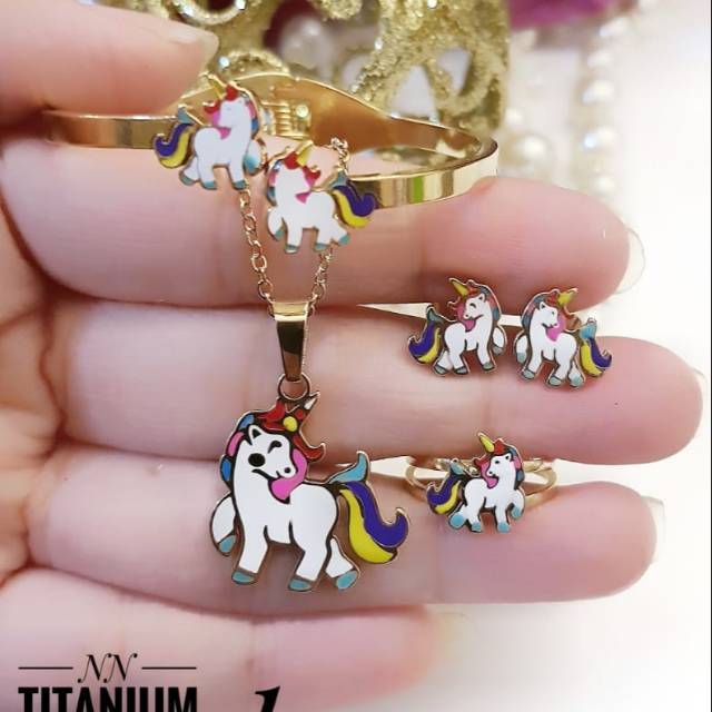 Titanium set perhiasan anak 2513k