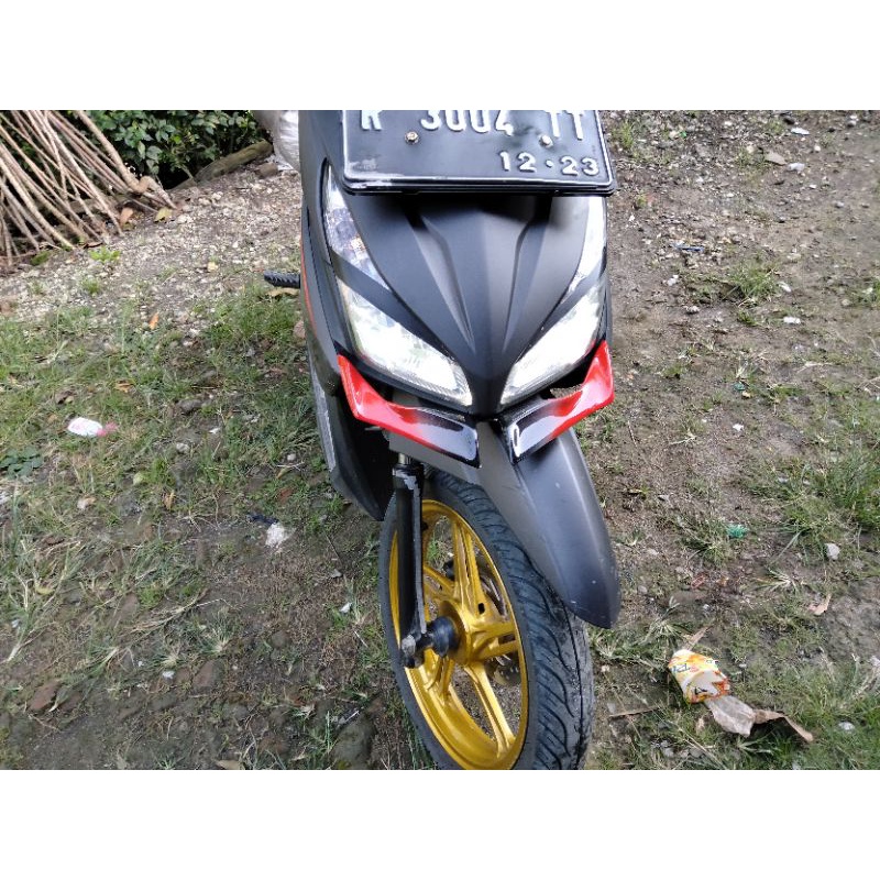 Winglet kumis variasi Vario 110 LED