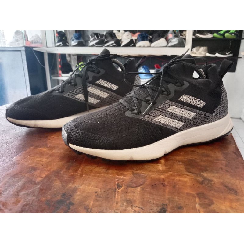 Sepatu Second Branded Adidas TERREX