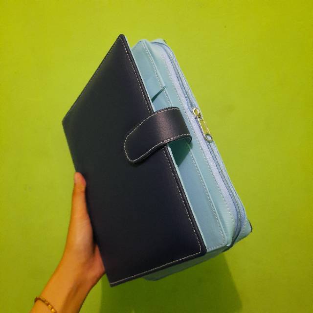 

Binder Ready Hpo Polos Kombinasi B5 (26Ring)