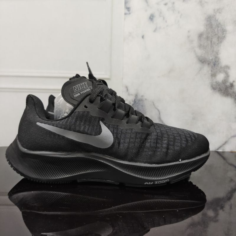 Nike Zoom Pegasus 37 Triple Black