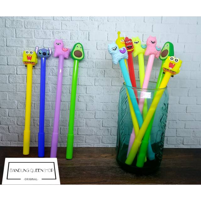 

Pulpen karakter sponsebob,larva,lilo