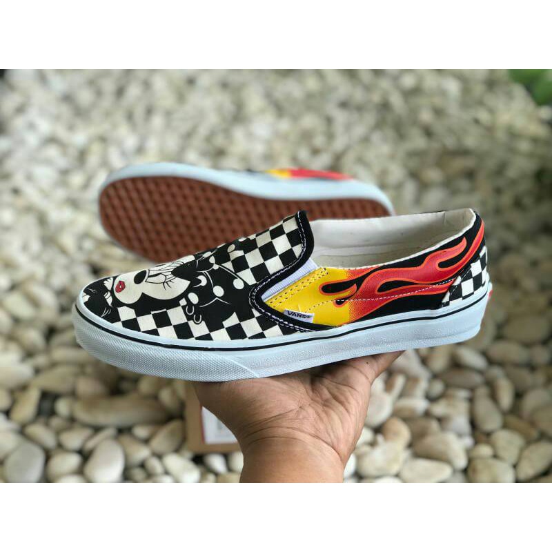 Obral Vans Premium Slip On Mickey X Minnie  Disney