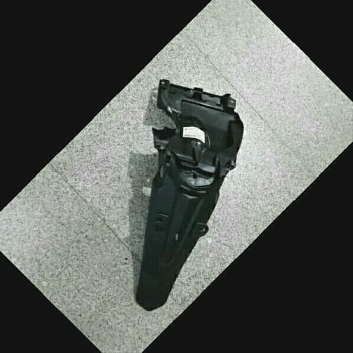 Spakbor Belakang Beat FI