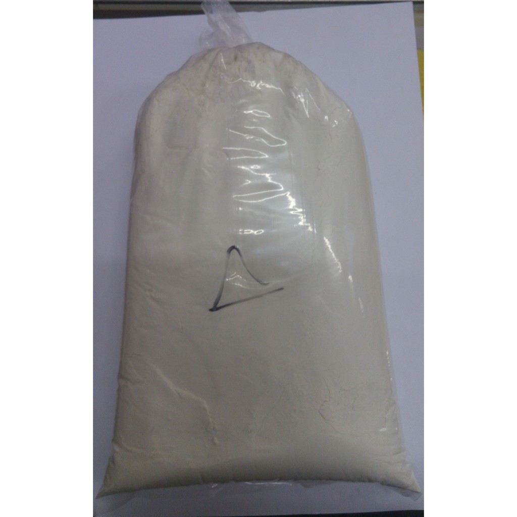 

tepung terigu segitiga kiloan 1kg