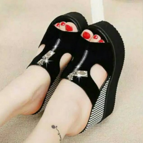 Sendal Selop Wedges Hak tinggi Casual Wanita