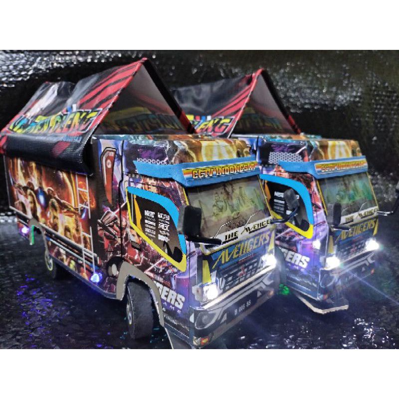 miniatur truck oleng BISA CUSTOM FOTO DAN NAMA DI PINTU BELAKANG