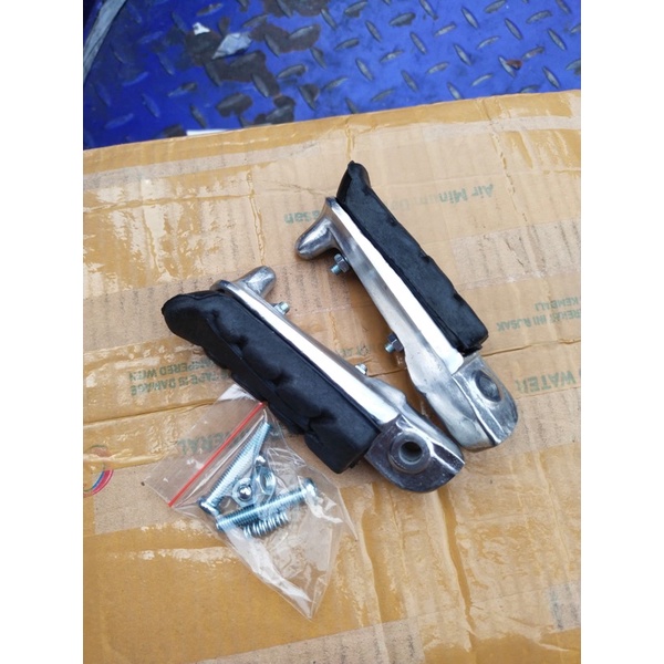 footstep depan cb150r new model ori kualitas bagus