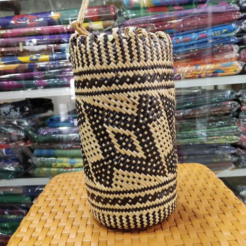 Tas Anjat rotan dayak kalimantan + puring