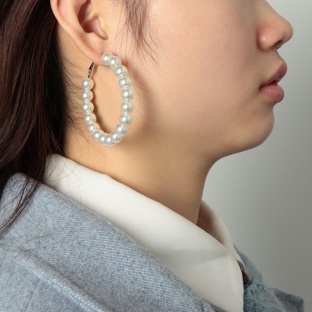 Lily Pearl Hoop Earrings Pesta Pernikahan Pertunangan Lingkaran Besar Bentuk Bulat