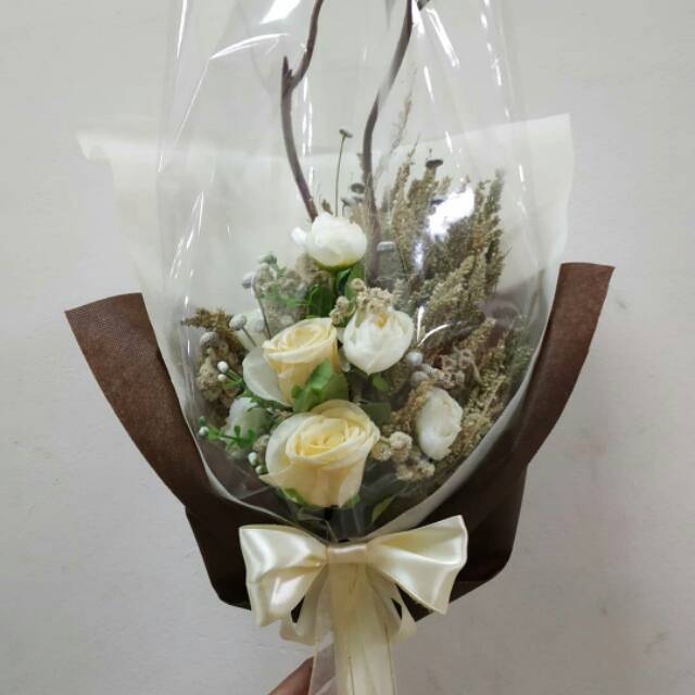 Buket bunga wisuda buket bunga mawar putih hand buket bunga pengantin - wedding bouquet