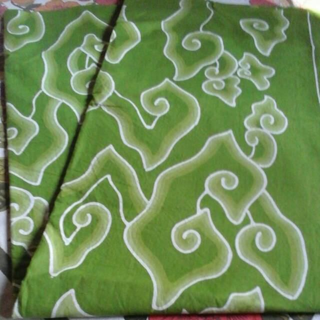 Bahan kain batik mega mendung
