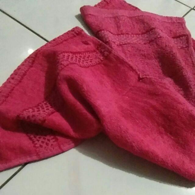 Handuk Leher Champion Bordir 30x90