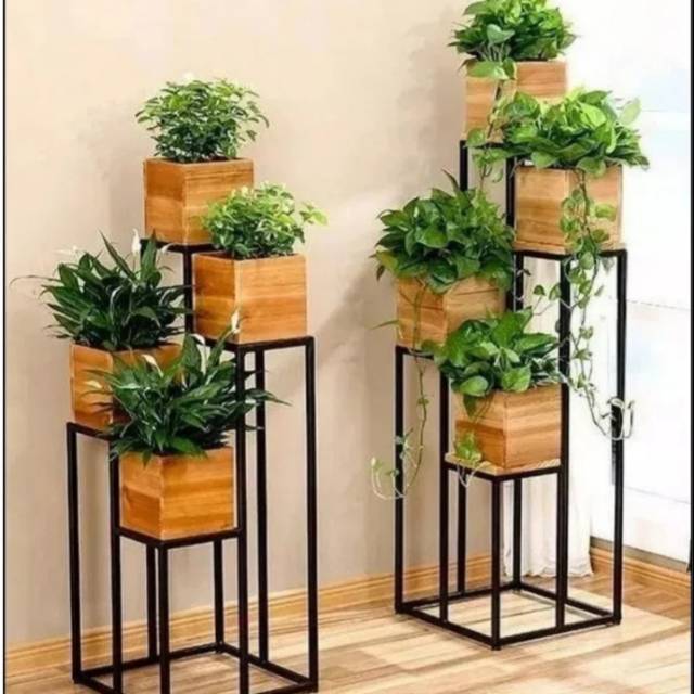 Homidea - Plant stand