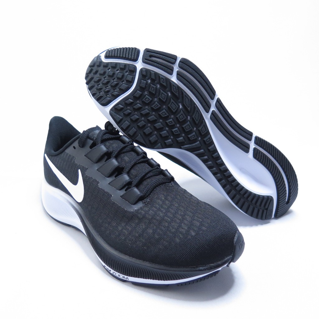 sepatu nike air zoom
