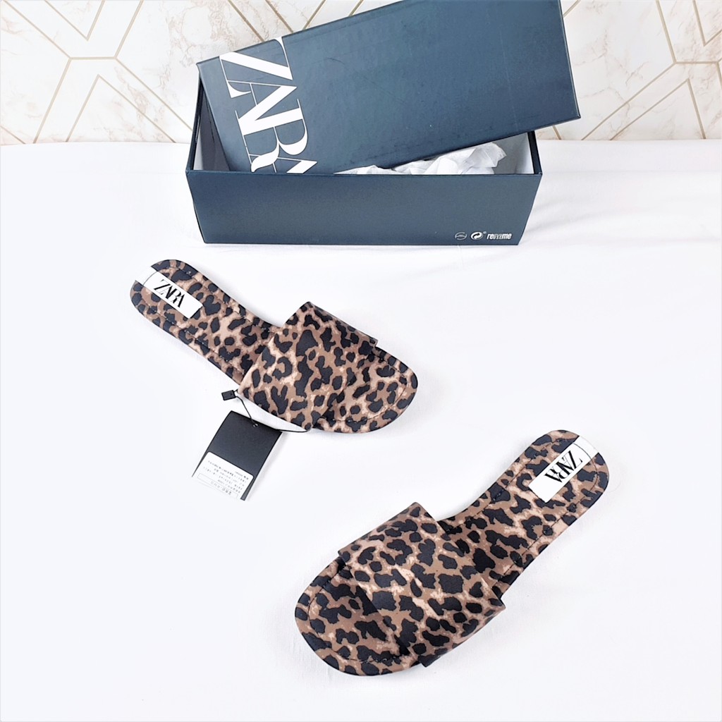 ZR Leopard Flat Sandals