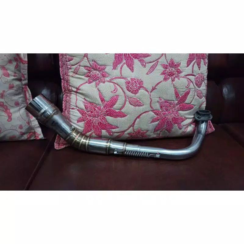 PIPA LEHER KNALPOT LEHER KOLONG ATAS BEAT VARIO SCOOPY PCX