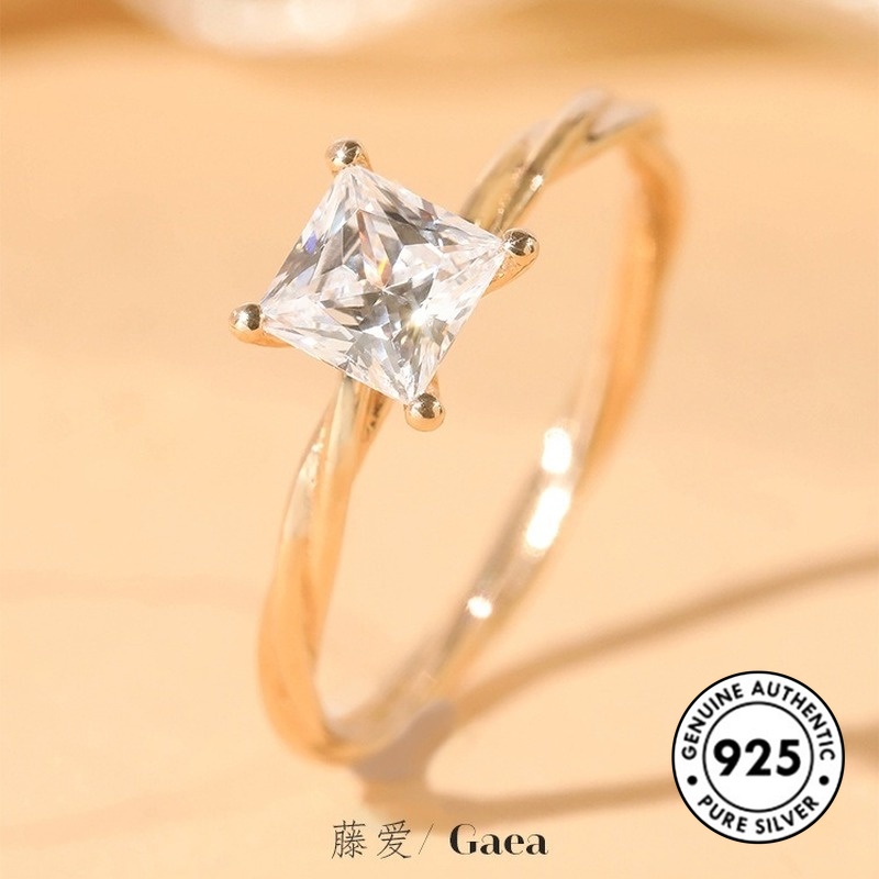 Cincin Lapis Silver S925 Bentuk Kotak Aksen Berlian Gaya Retro Untuk Wanita
