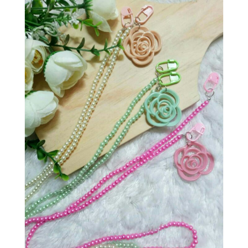 kalung masker mutiara