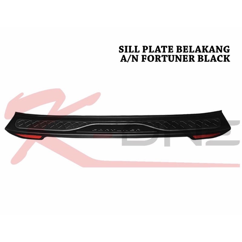 sill palte belakang fortuner lama