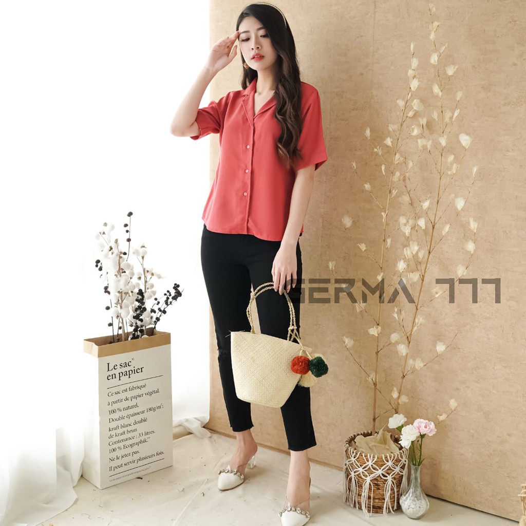 Baju Atasan Kemeja Wanita Basic Polos Lengan Pendek Casual Fashion untuk Kuliah Dan Santai-8