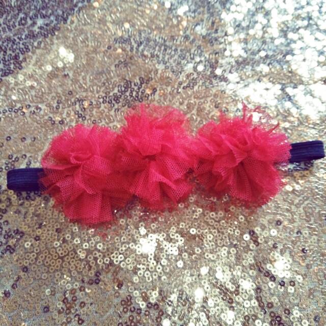 Bandana pompom merah